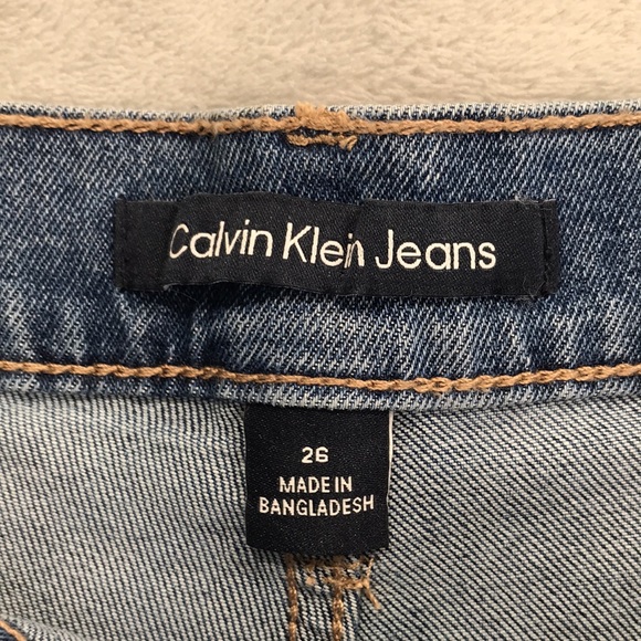 Calvin Klein Jeans Women's Cut Off High Rise Shorts Size 26 New - Picture 4 of 10